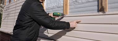 Siding Removal and Disposal in Enumclaw, WA